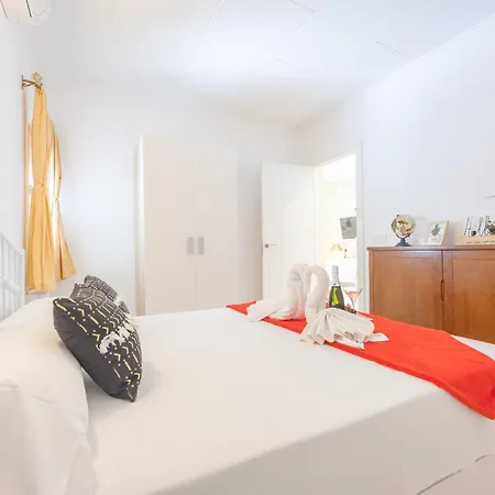 Manolet - Plusholidays *