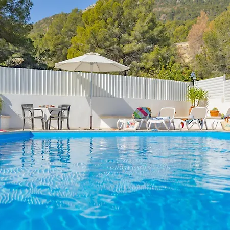 Villa Manolet - Plusholidays *