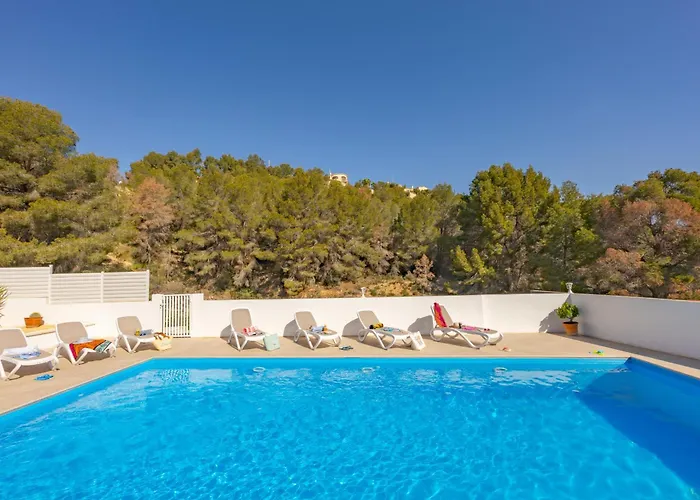 Vila Manolet - Plusholidays *