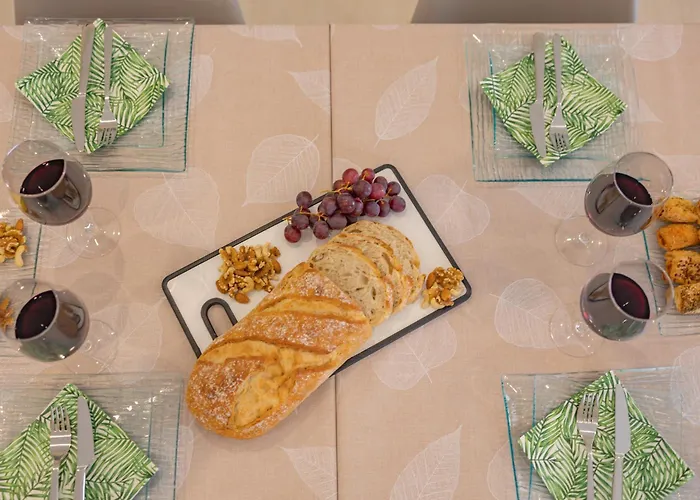 Manolet - Plusholidays Vila Calpe