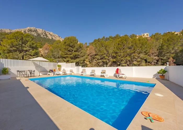 Manolet - Plusholidays * Calpe